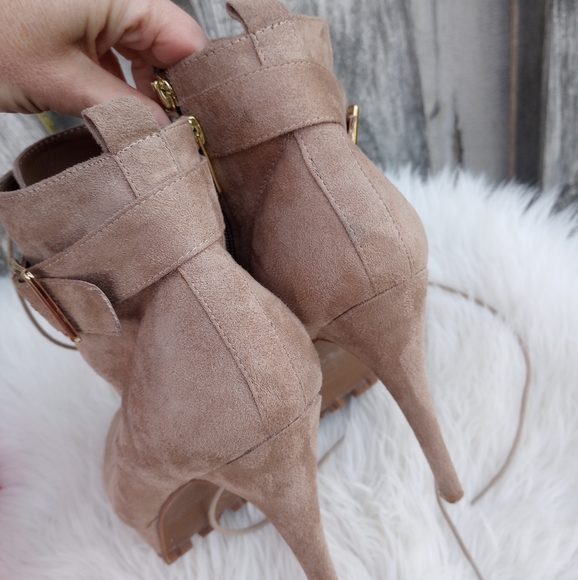 Guess Faux Suede Nude Luggy Buckle Platform Booties - Picture 8 of 15